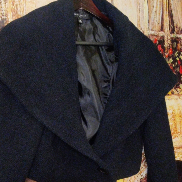 Jacket - Picture 2 of 3